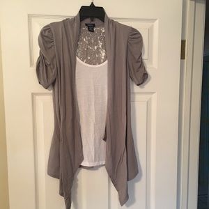 Rue21 Gray and white shirt